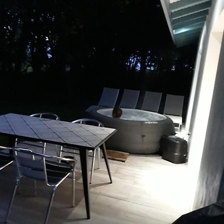 Chambre D Hotes Du Pin Avec Spa Privatif Pey Dış mekan fotoğraf